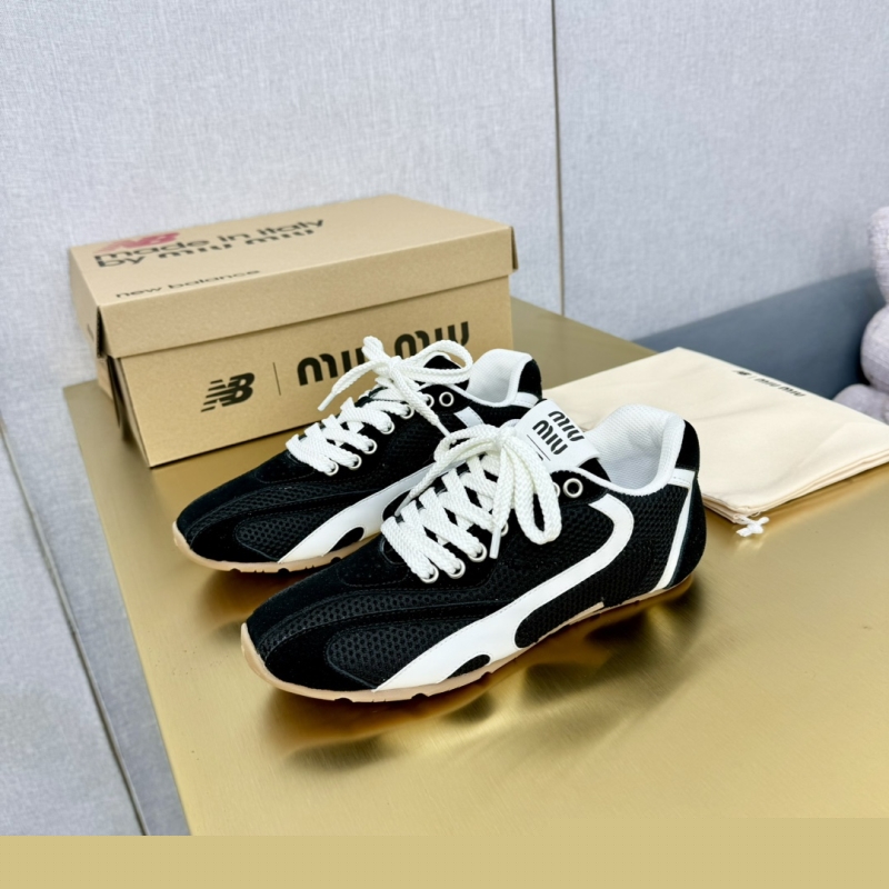 Miu Miu Casual Shoes